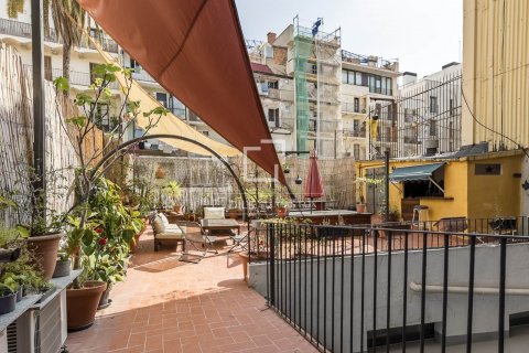 2 bedrooms apartment for sale in Barcelona, Catalonia, Spain № 8602 - photo 30