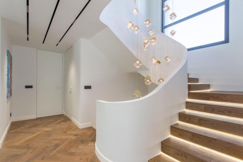 5 bedrooms house for sale in Sant Andreu de Llavaneres, Barcelona, Catalonia, Spain № 1358 - photo 19