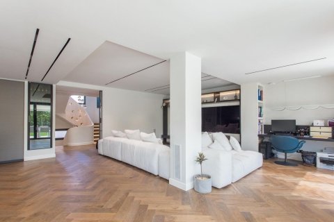 5 bedrooms house for sale in Sant Andreu de Llavaneres, Barcelona, Catalonia, Spain № 1358 - photo 12