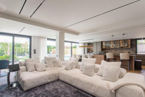 5 bedrooms house for sale in Sant Andreu de Llavaneres, Barcelona, Catalonia, Spain № 1358 - photo 10