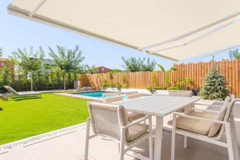 5 bedrooms house for sale in Sant Andreu de Llavaneres, Barcelona, Catalonia, Spain № 1358 - photo 11