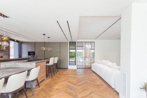 5 bedrooms house for sale in Sant Andreu de Llavaneres, Barcelona, Catalonia, Spain № 1358 - photo 6