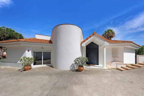 4 bedrooms house for sale in Lloret de Mar, Girona, Catalonia, Spain № 1359 - photo 17