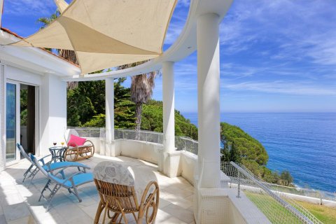 4 bedrooms house for sale in Lloret de Mar, Girona, Catalonia, Spain № 1359 - photo 21