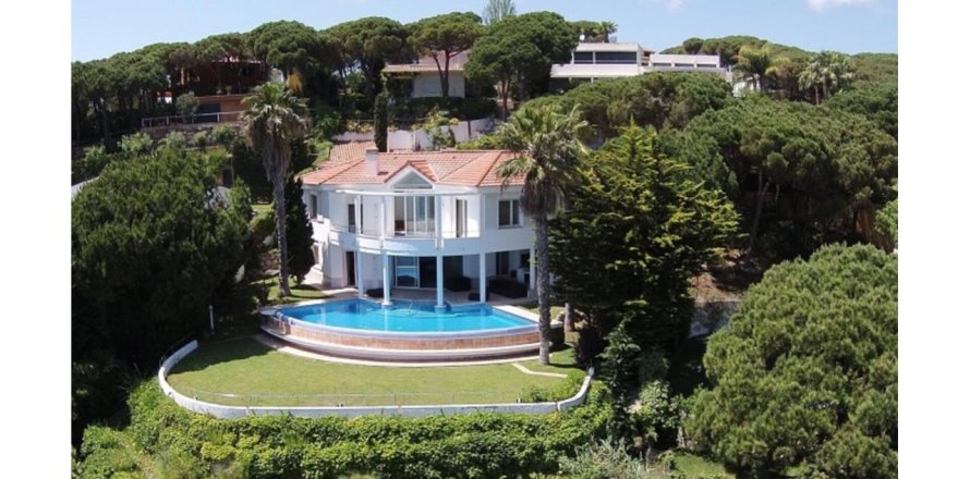 4 bedrooms house for sale in Lloret de Mar, Girona, Catalonia, Spain № 1359