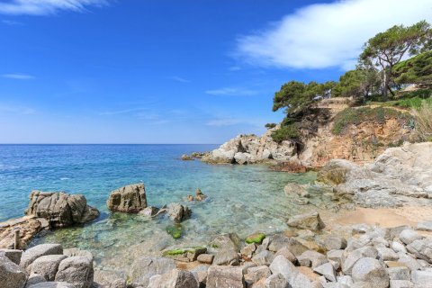 4 bedrooms house for sale in Lloret de Mar, Girona, Catalonia, Spain № 1359 - photo 30