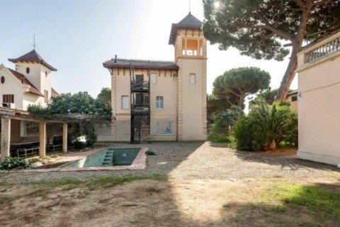 9 bedrooms house for sale in Sant Vicenc De Montalt, Barcelona, Catalonia, Spain № 1354 - photo 4