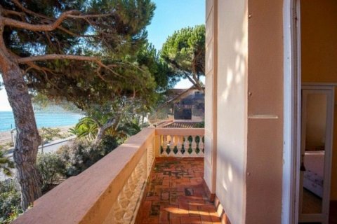 9 bedrooms house for sale in Sant Vicenc De Montalt, Barcelona, Catalonia, Spain № 1354 - photo 27