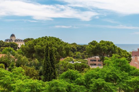 4 bedrooms house for sale in El Masnou, Barcelona, Catalonia, Spain № 1357 - photo 7