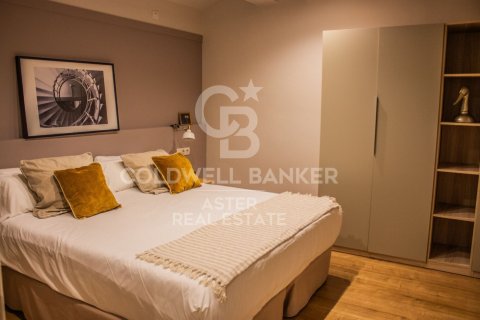 1 chambre triplex à vendre à Barcelona, Catalonia, Spain № 7916 - photo 2