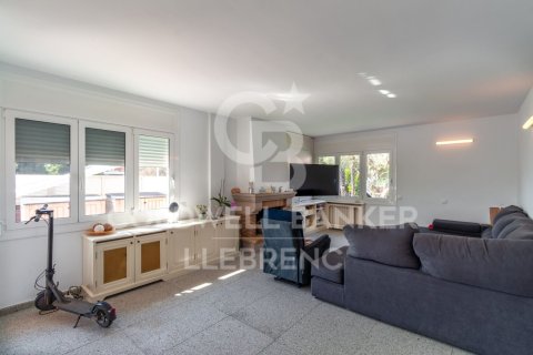Сasa de 6 dormitorios en venta en Sant Just Desvern, Barcelona, Cataluña, Spain № 7921 - foto 24
