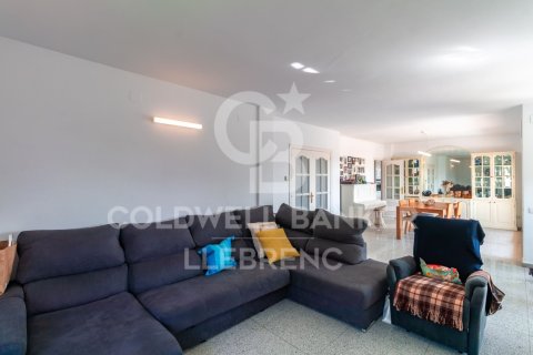 Сasa de 6 dormitorios en venta en Sant Just Desvern, Barcelona, Cataluña, Spain № 7921 - foto 26