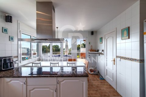 Сasa de 6 dormitorios en venta en Sant Just Desvern, Barcelona, Cataluña, Spain № 7921 - foto 18