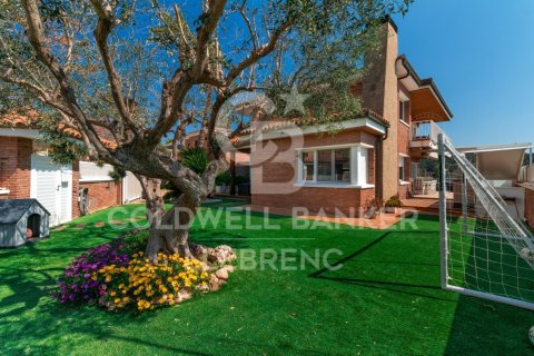 Сasa de 6 dormitorios en venta en Sant Just Desvern, Barcelona, Cataluña, Spain № 7921 - foto 29