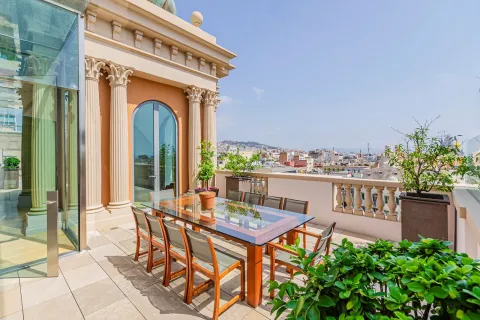 4 chambres apartment à vendre à Barcelona, Catalonia, Spain № 1745 - photo 3