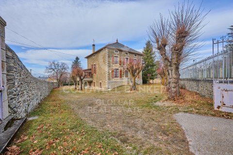 9 bedrooms house for sale in Catalonia, Spain № 5867