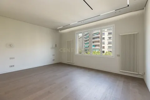 Купить квартиру в Барселона, Испания с 5 спален, 455м², № 9048 - фото 30