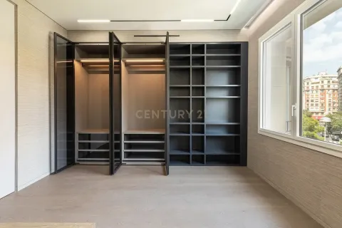 Купить квартиру в Барселона, Испания с 5 спален, 455м², № 9048 - фото 17