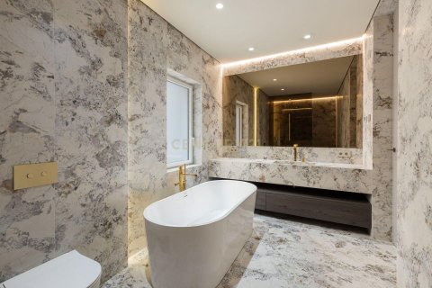 Купить квартиру в Барселона, Испания с 5 спален, 455м², № 9048 - фото 20