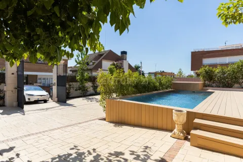 5 bedrooms house for sale in Sant Just Desvern, Barcelona, Catalonia, Spain № 9050 - photo 9