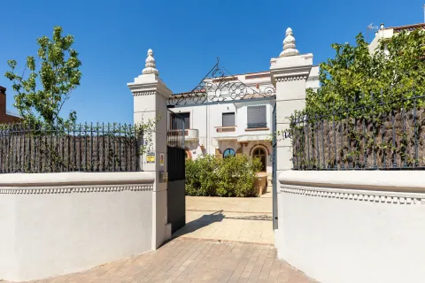 5 bedrooms house for sale in Sant Just Desvern, Barcelona, Catalonia, Spain № 9050 - photo 12