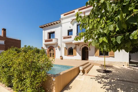 5 bedrooms house for sale in Sant Just Desvern, Barcelona, Catalonia, Spain № 9050