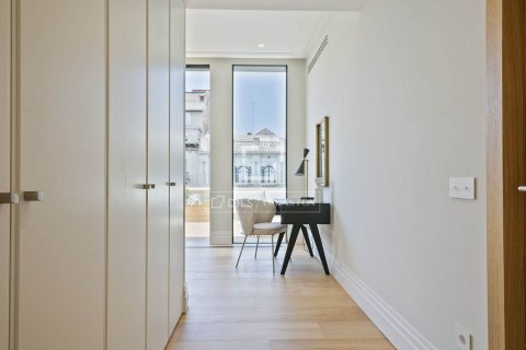 3 chambres penthouse à vendre à Barcelona, Catalonia, Spain № 8652 - photo 30