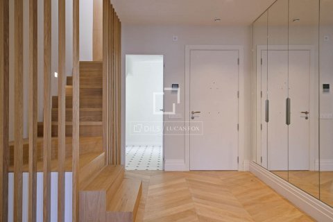 3 chambres penthouse à vendre à Barcelona, Catalonia, Spain № 8652 - photo 16