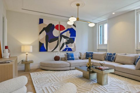 3 bedrooms penthouse for sale in Barcelona, Catalonia, Spain № 8652