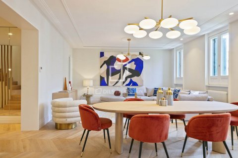 3 chambres penthouse à vendre à Barcelona, Catalonia, Spain № 8652 - photo 6