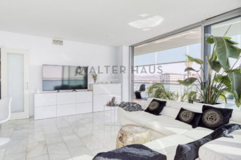 Купить квартиру в Сан-Марти, Барселона, Испания с 3 спальни, 170м², № 2229 - фото 19