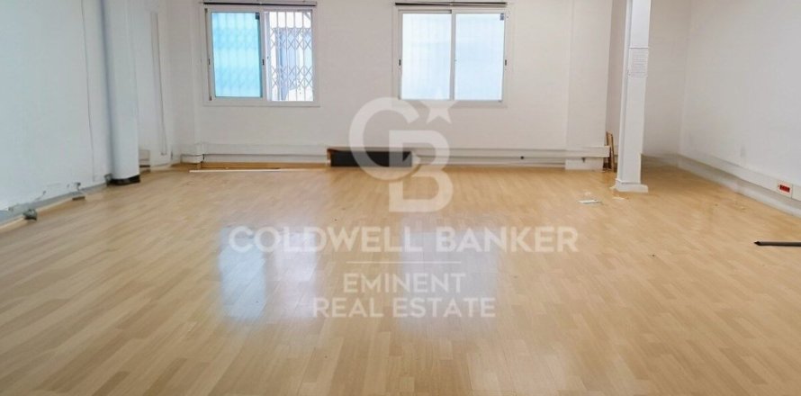 400 m² commercial property à vendre à Barcelona, Catalonia, Spain № 5591