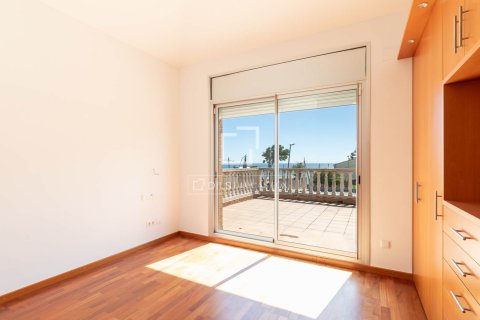 5 chambres villa à vendre à Castelldefels, Barcelona, Catalonia, Spain № 4293 - photo 21