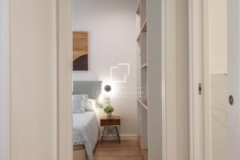 Купить квартиру в Барселона, Испания с 2 спальни, 65м², № 4298 - фото 18