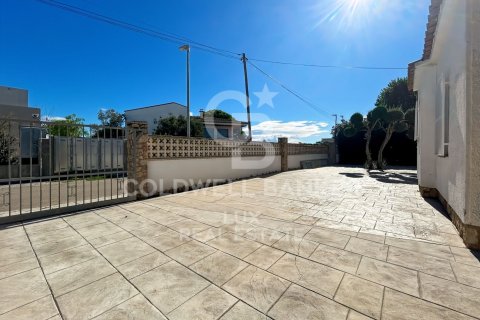 4 bedrooms house for sale in Empuriabrava, Girona, Catalonia, Spain № 5540 - photo 17