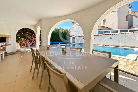 4 bedrooms house for sale in Empuriabrava, Girona, Catalonia, Spain № 5540 - photo 12