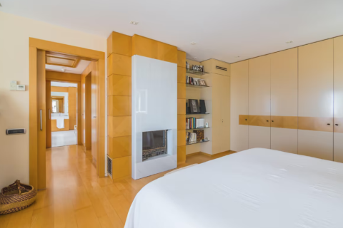 2 bedrooms apartment for sale in Eixample, Barcelona, Catalonia, Spain № 1223 - photo 19