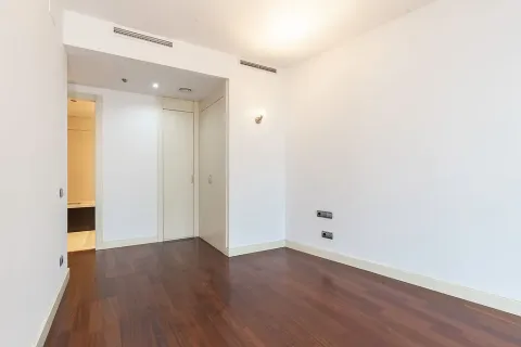 3 bedrooms apartment for sale in Barcelona, Catalonia, Spain № 1723 - photo 27