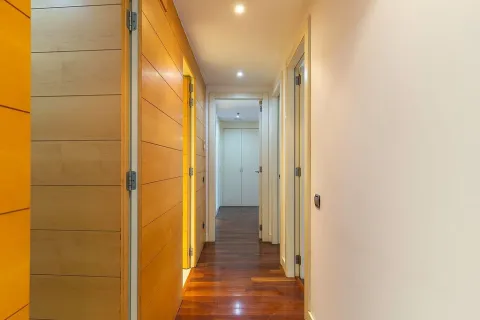 3 bedrooms apartment for sale in Barcelona, Catalonia, Spain № 1723 - photo 24