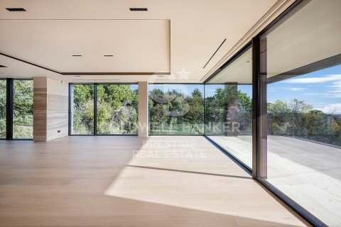 6 bedrooms villa for sale in Barcelona, Catalonia, Spain № 6032 - photo 9