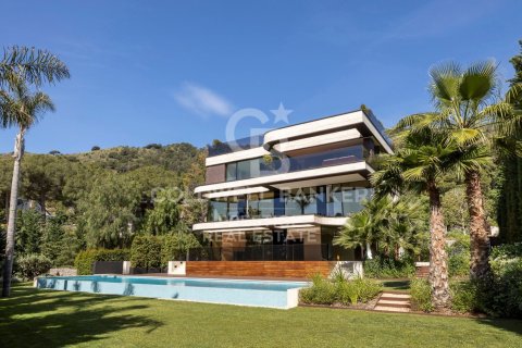 6 bedrooms house for sale in Barcelona, Catalonia, Spain № 6033