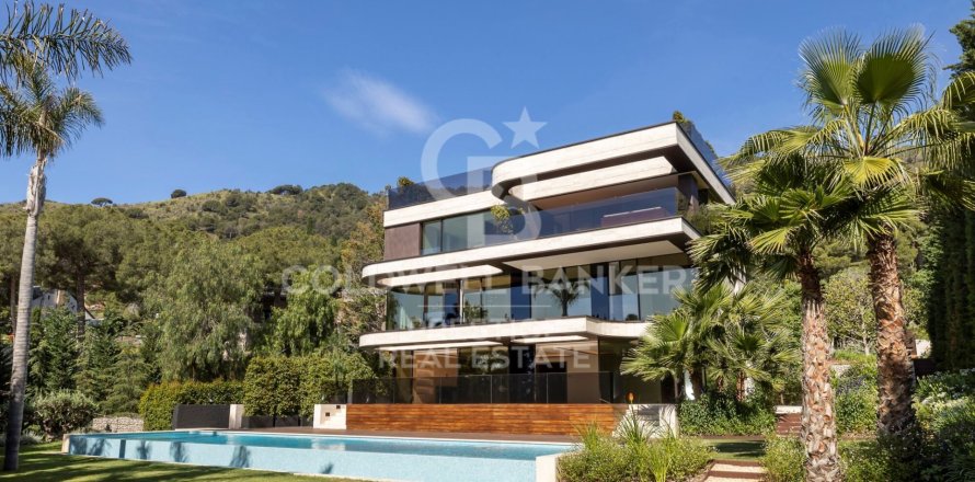 6 bedrooms house for sale in Barcelona, Catalonia, Spain № 6033