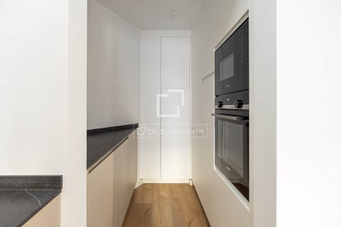 3 bedrooms apartment for sale in Barcelona, Catalonia, Spain № 4238 - photo 11