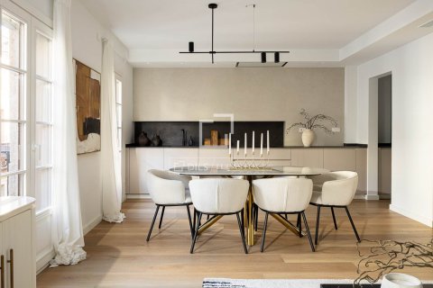 3 bedrooms apartment for sale in Barcelona, Catalonia, Spain № 4238 - photo 7