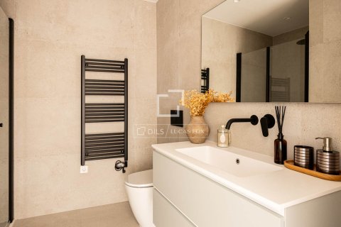 3 bedrooms apartment for sale in Barcelona, Catalonia, Spain № 4238 - photo 21