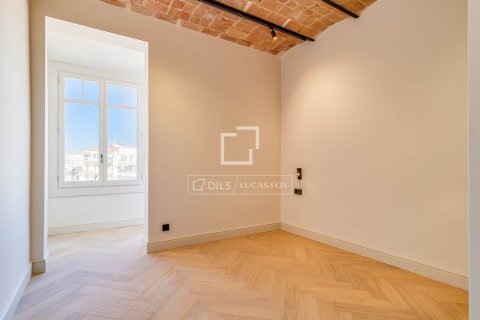 3 bedrooms apartment for sale in Barcelona, Catalonia, Spain № 4242 - photo 4
