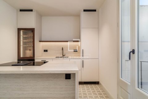 3 bedrooms apartment for sale in Barcelona, Catalonia, Spain № 4242 - photo 22