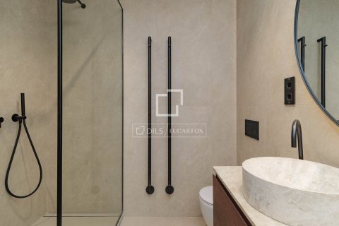 3 bedrooms apartment for sale in Barcelona, Catalonia, Spain № 4242 - photo 5