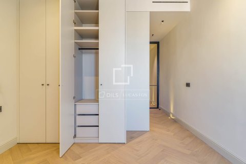 3 bedrooms apartment for sale in Barcelona, Catalonia, Spain № 4242 - photo 2