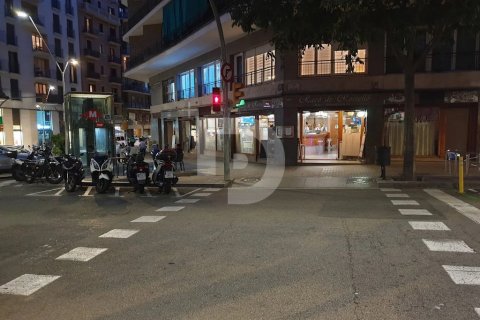 Propiedad comercial de 290 m² en venta en L'Eixample, Barcelona, Cataluña, Spain № 4558 - foto 2